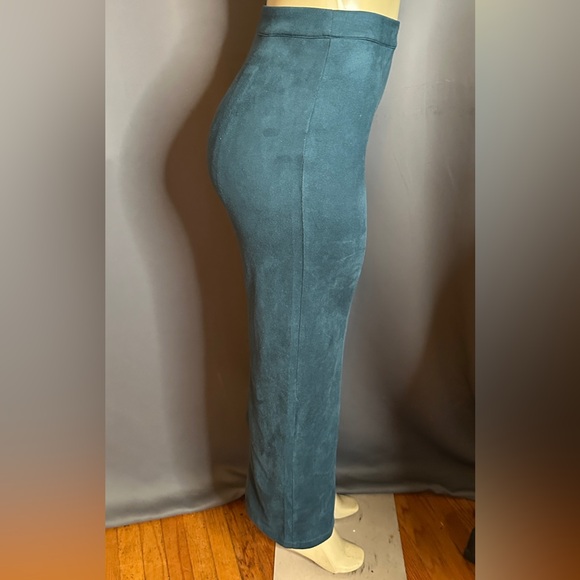 HONEY PUNCH Faux Suede Wide Leg Pants - Picture 4 of 11
